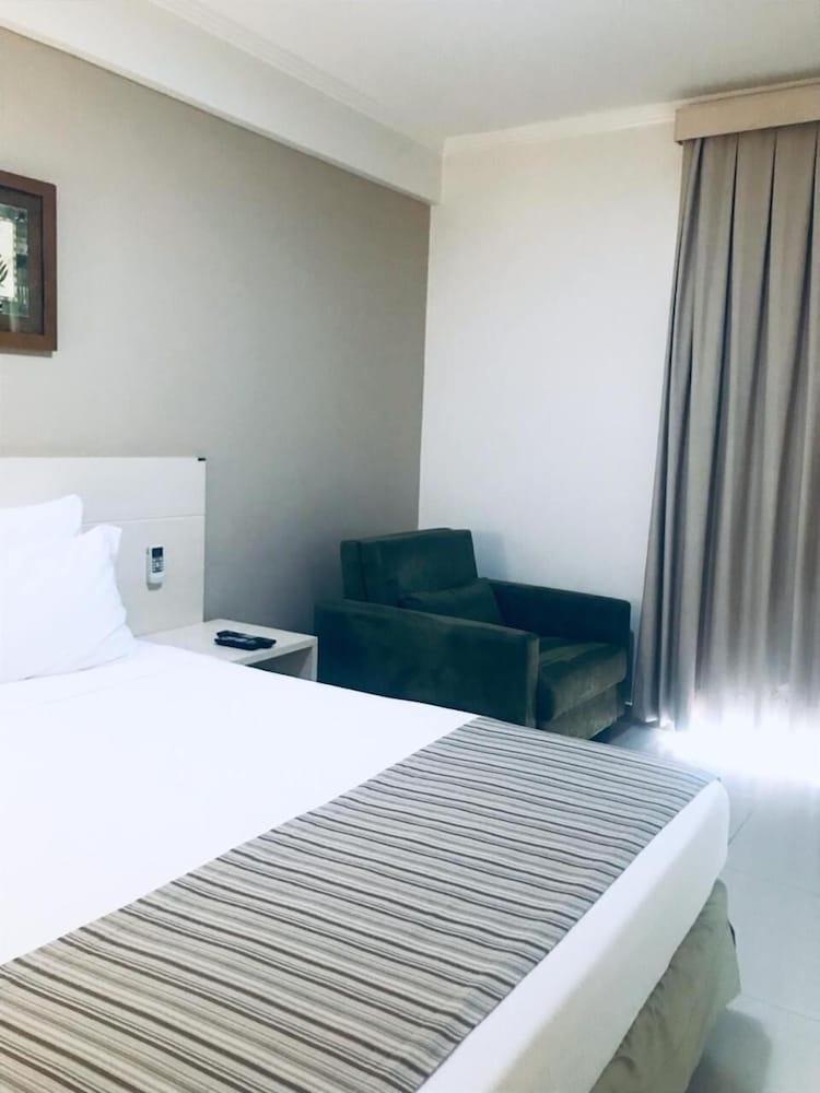גויאניה Oitis Hotel מראה חיצוני תמונה